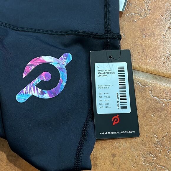 NWT Peloton Move Mission Scallop Hem Legging Black size S - Picture 7 of 10